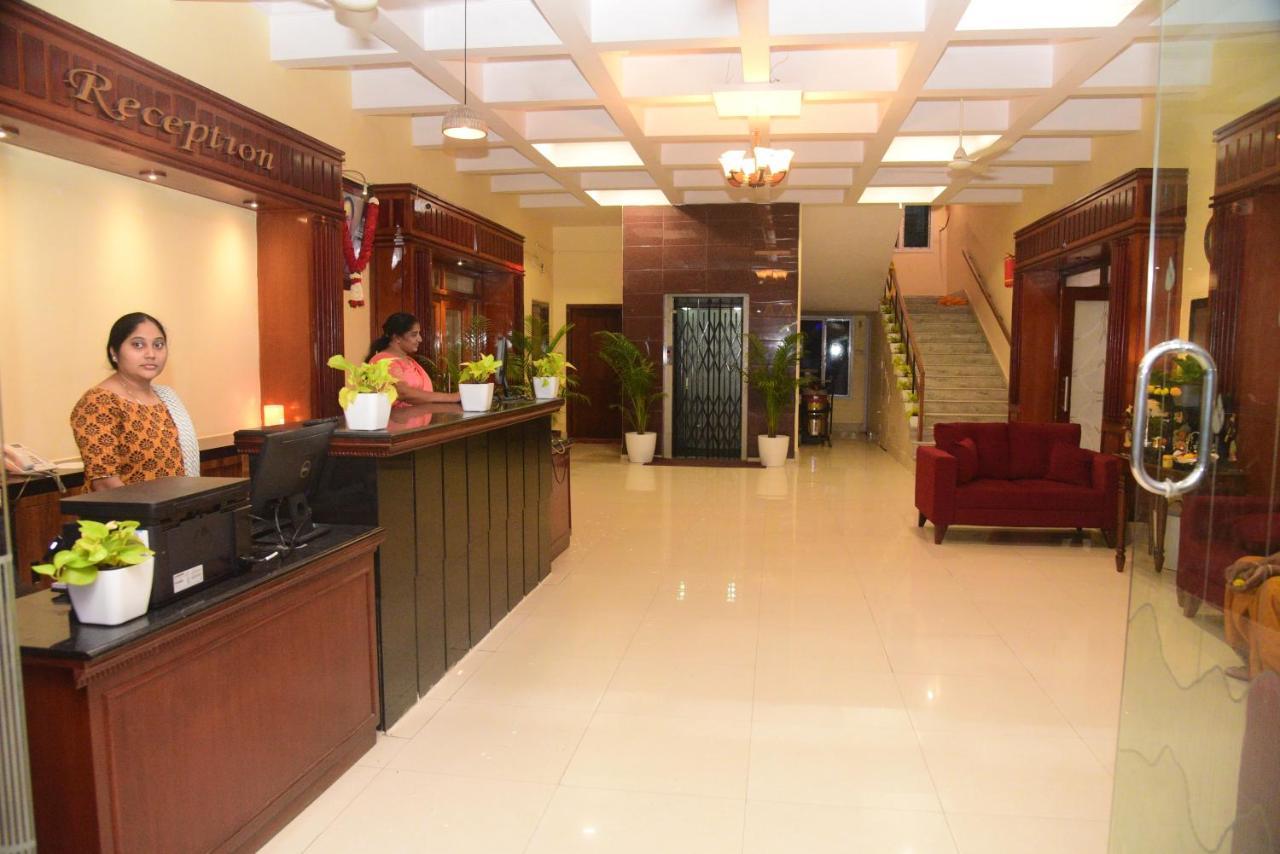 Hotel Vijaya Residency Anakāpalle Exterior foto