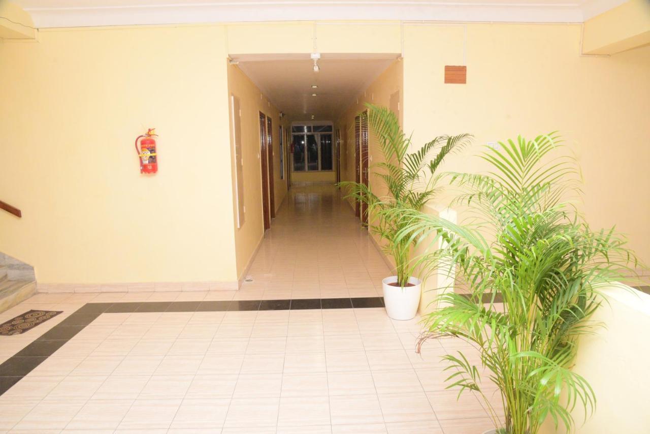 Hotel Vijaya Residency Anakāpalle Exterior foto